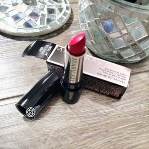 Mary Kay Powerful Pink Gel Semi-matte Lipstick Sleek Design Full Coverage